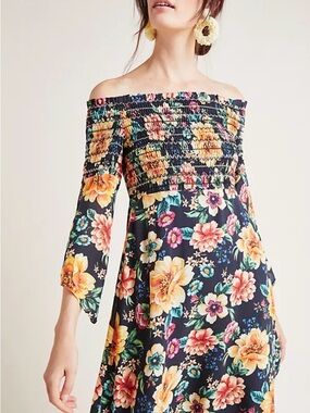 $198 Farm Rio Sasha Off-The-Shoulder Dress Size XS